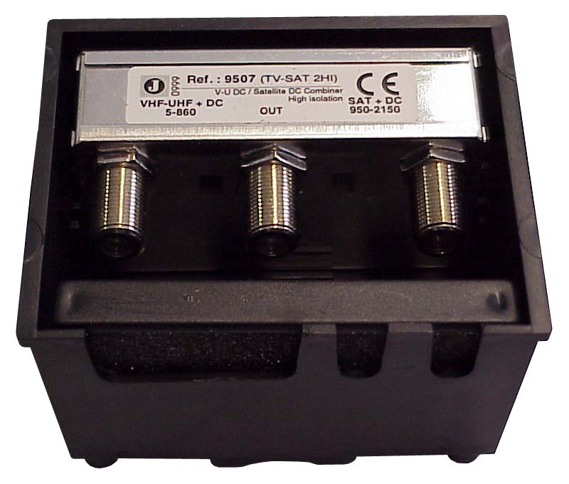 REF.9507 SAT / TV COMBINER HIGH ISOLATION